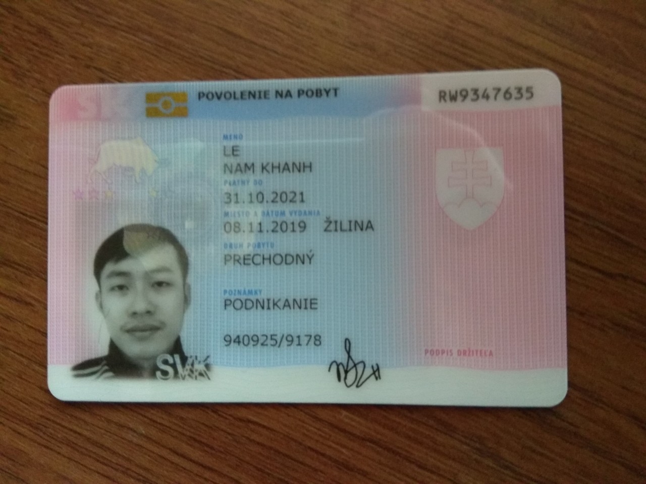 Thẻ kinh doanh slovakia 2025