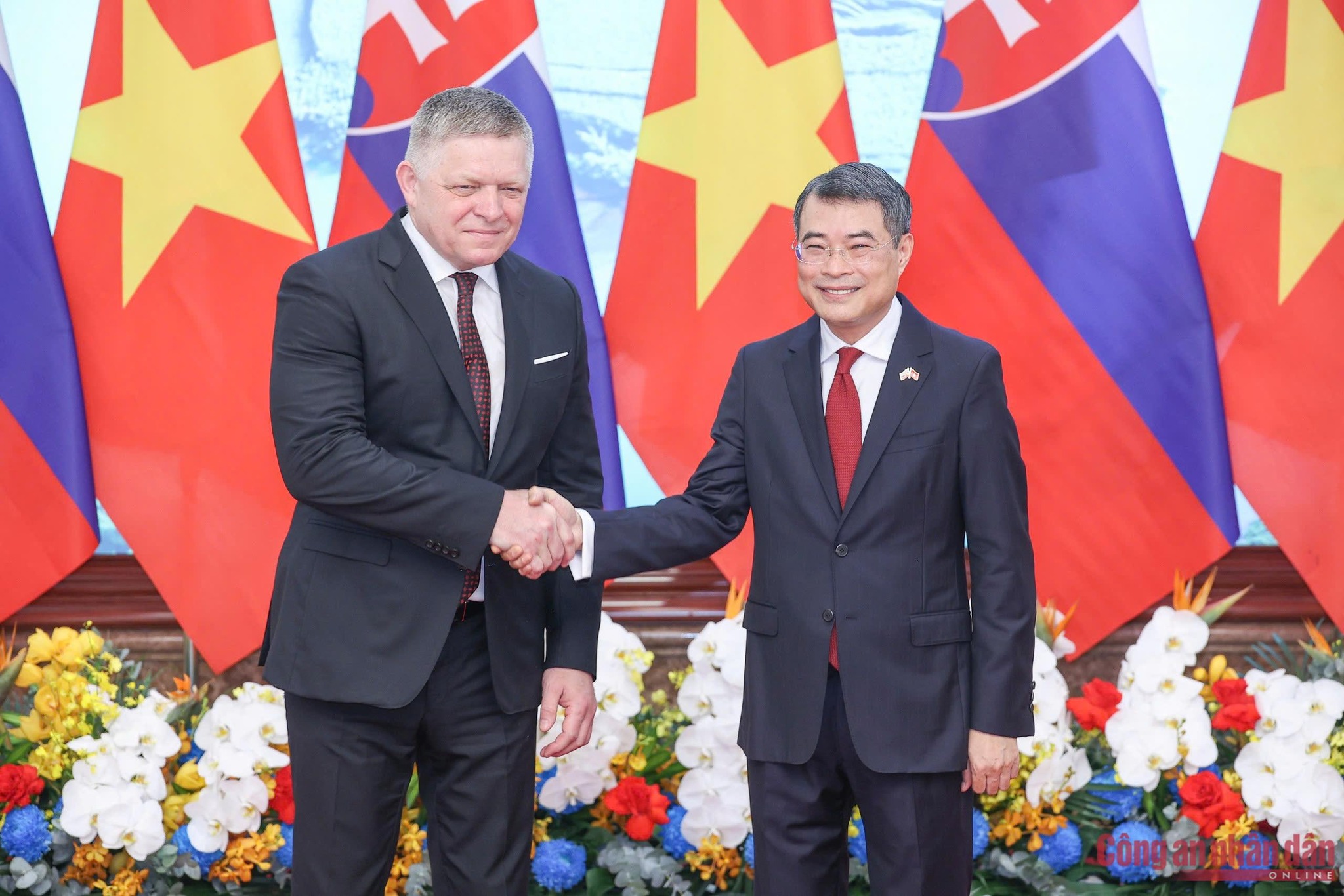 Thủ tướng Slovakia sang thăm Việt Nam và ký kết thỏa thuận hợp tác chiến lược toàn diện